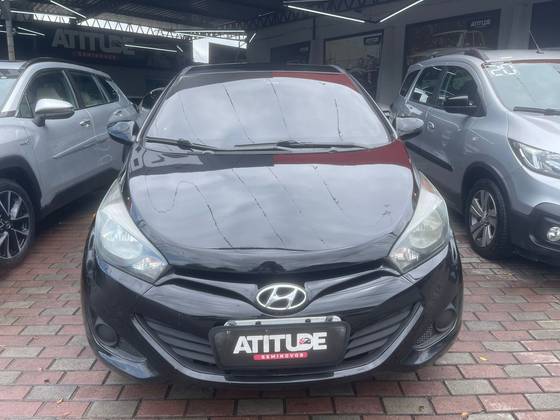 HYUNDAI HB20 1.0 COMFORT 12V FLEX 4P MANUAL HYUNDAI HB20 1.0 COMFORT 12V FLEX 4P MANUAL